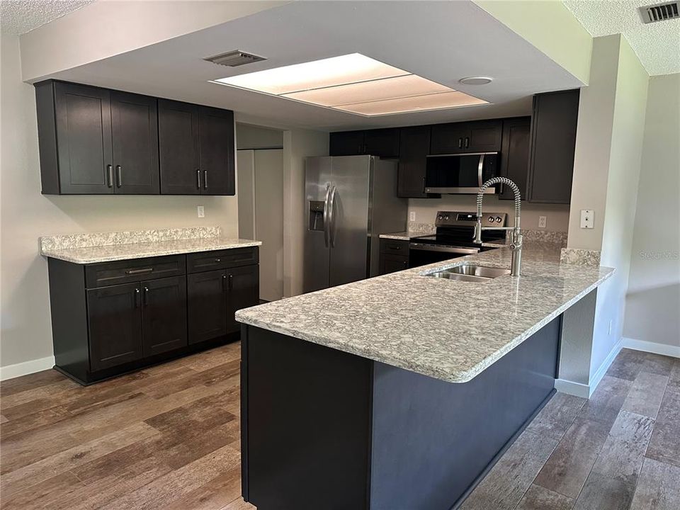 For Sale: $298,000 (3 beds, 2 baths, 1952 Square Feet)