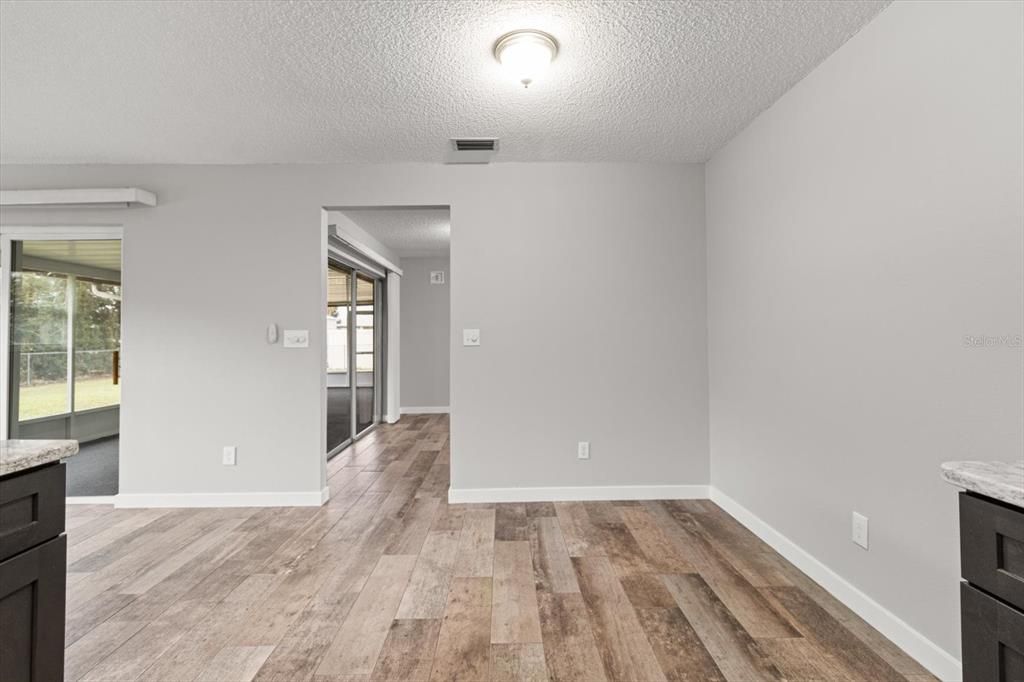 For Sale: $298,000 (3 beds, 2 baths, 1952 Square Feet)