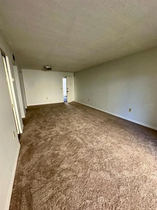 For Rent: $1,325 (2 beds, 2 baths, 897 Square Feet)