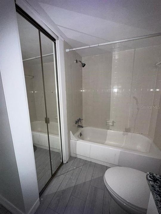 For Rent: $1,325 (2 beds, 2 baths, 897 Square Feet)