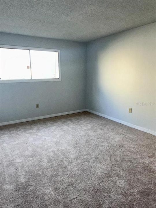 For Rent: $1,325 (2 beds, 2 baths, 897 Square Feet)