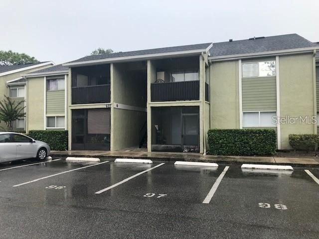 For Rent: $1,325 (2 beds, 2 baths, 897 Square Feet)