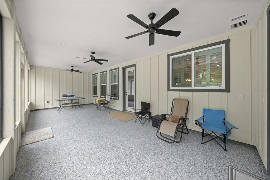 En Venta: $680,000 (3 camas, 2 baños, 2370 Pies cuadrados)