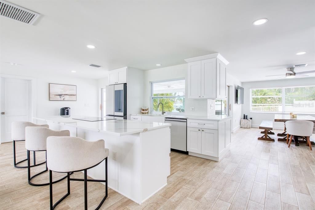 For Sale: $949,000 (3 beds, 2 baths, 1605 Square Feet)
