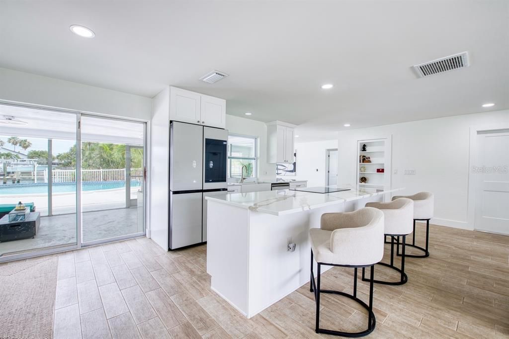 For Sale: $949,000 (3 beds, 2 baths, 1605 Square Feet)