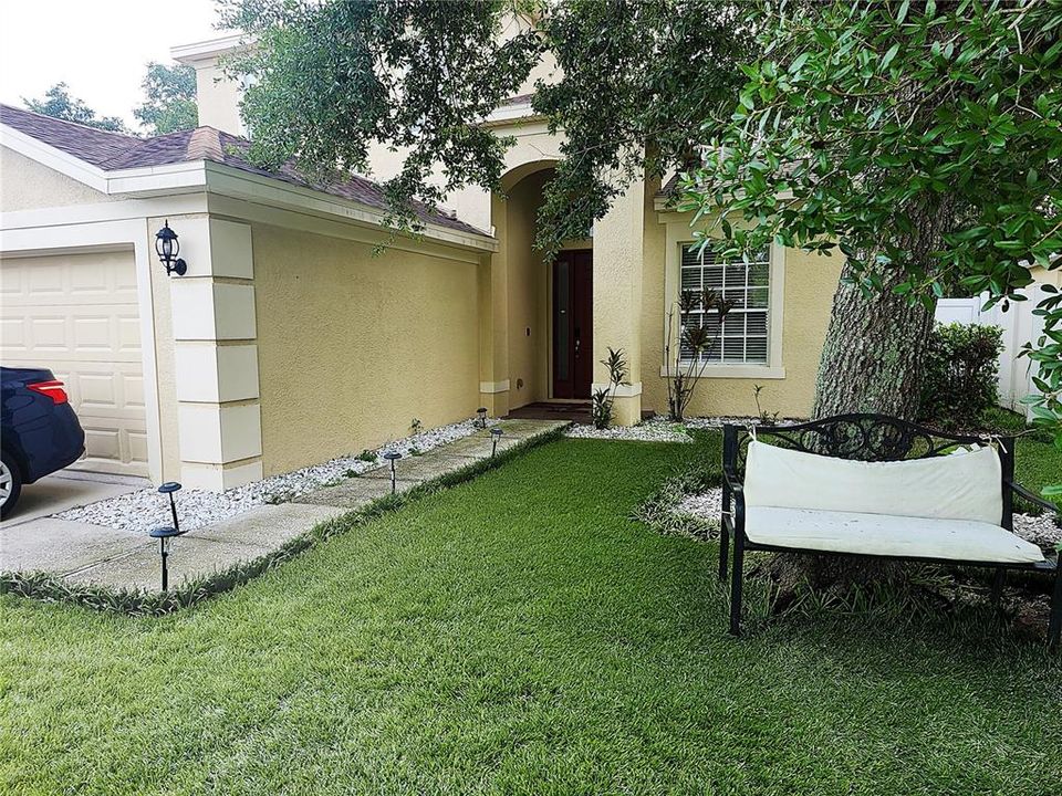 For Sale: $410,000 (4 beds, 2 baths, 1854 Square Feet)