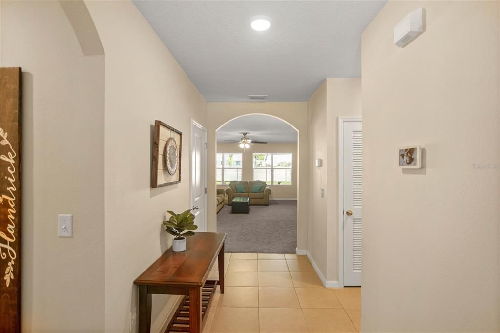 For Sale: $374,900 (4 beds, 2 baths, 2319 Square Feet)