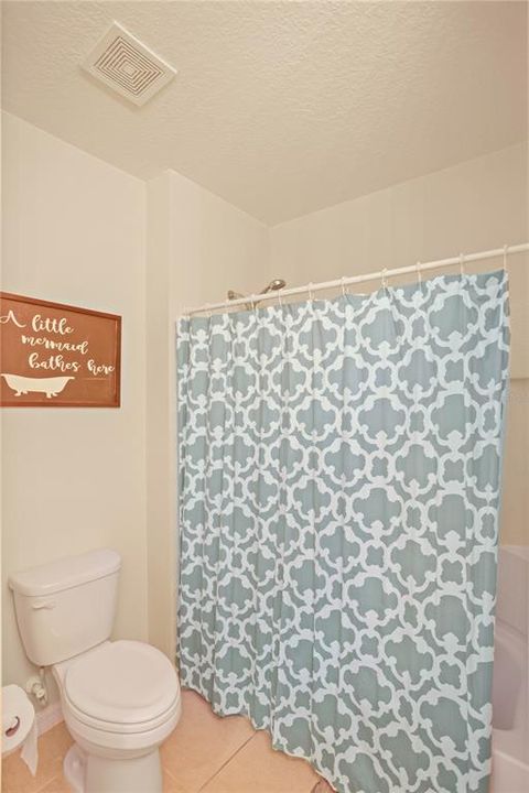 For Sale: $374,900 (4 beds, 2 baths, 2319 Square Feet)