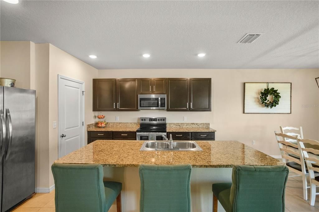 For Sale: $374,900 (4 beds, 2 baths, 2319 Square Feet)