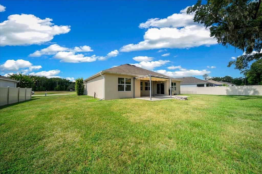 For Sale: $369,900 (4 beds, 2 baths, 2319 Square Feet)