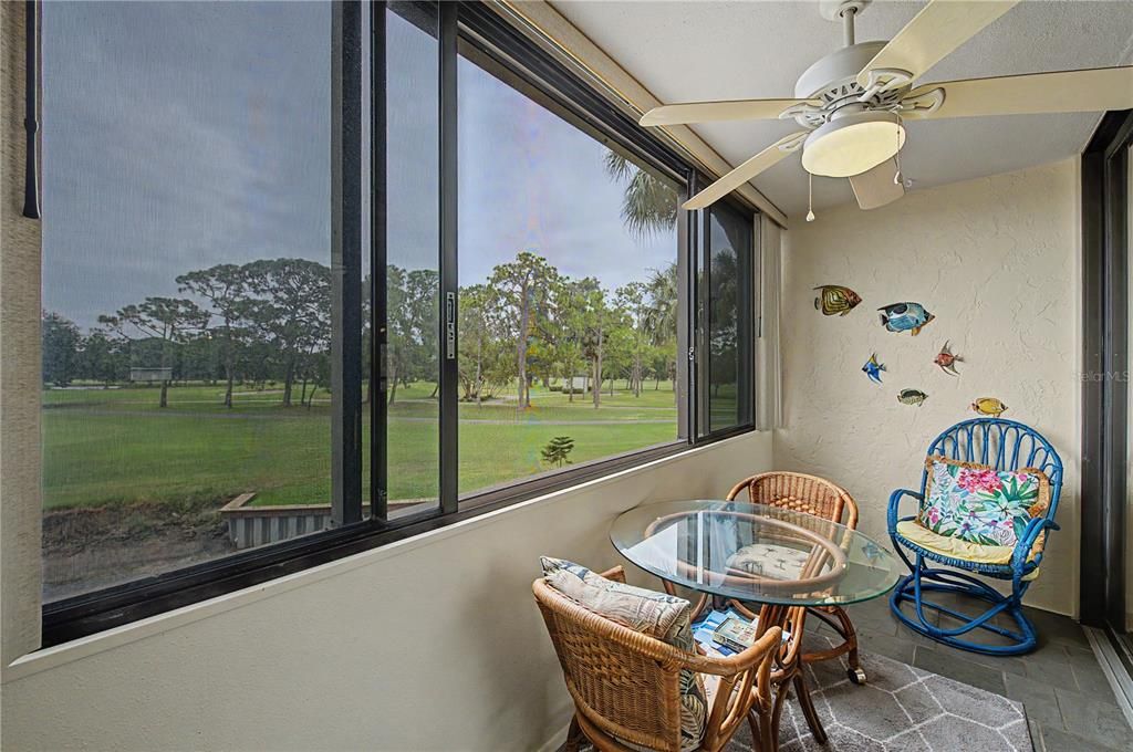 For Sale: $189,900 (2 beds, 2 baths, 1050 Square Feet)