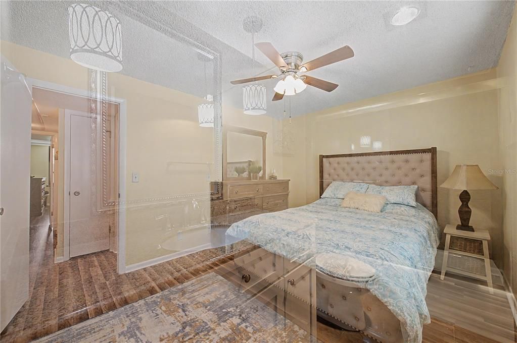 For Sale: $189,900 (2 beds, 2 baths, 1050 Square Feet)