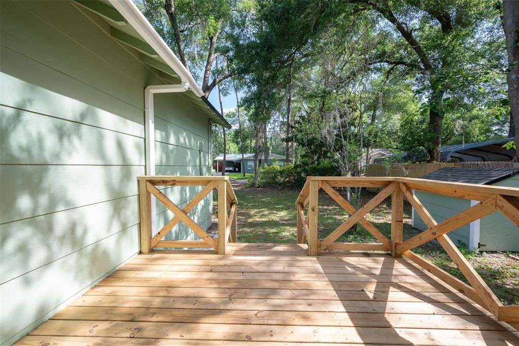 For Sale: $289,500 (4 beds, 3 baths, 1418 Square Feet)