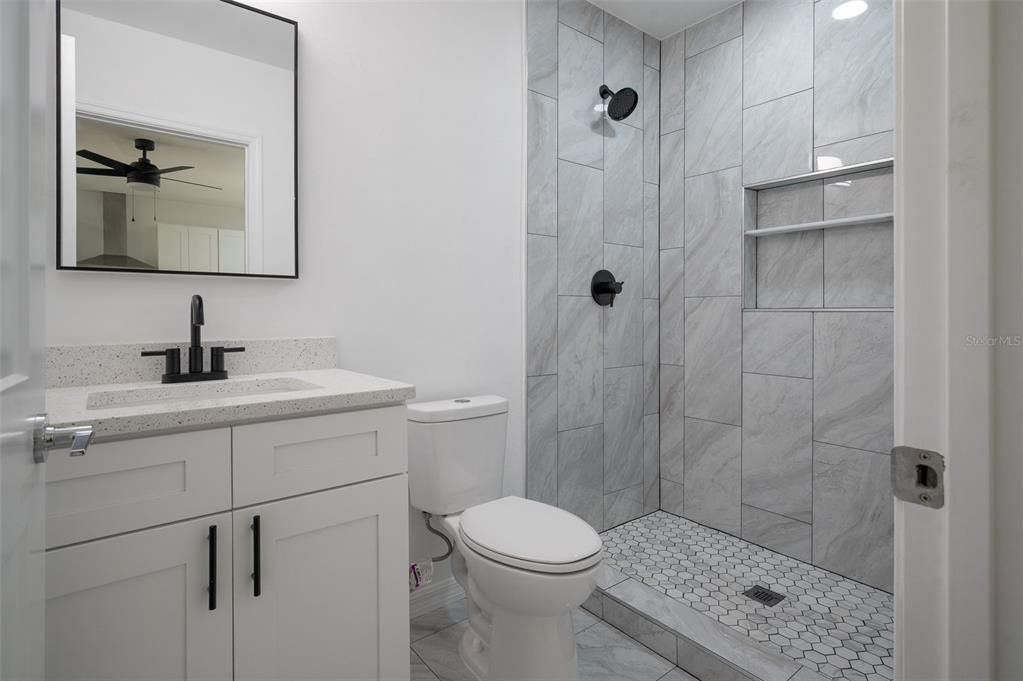 For Sale: $289,500 (4 beds, 3 baths, 1418 Square Feet)