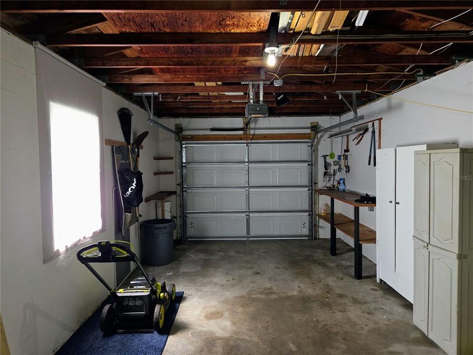 For Rent: $1,800 (2 beds, 1 baths, 756 Square Feet)