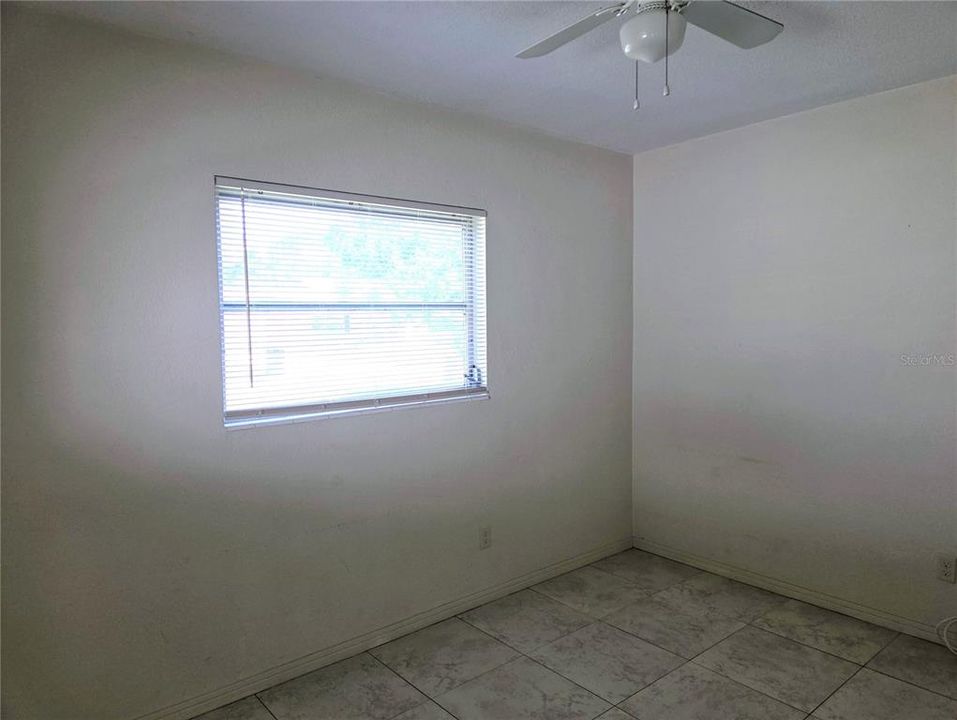 For Rent: $1,800 (2 beds, 1 baths, 756 Square Feet)