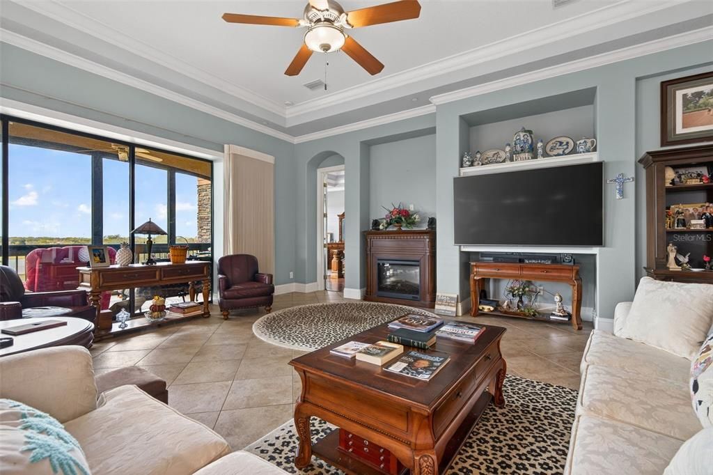 For Sale: $725,000 (3 beds, 2 baths, 3235 Square Feet)