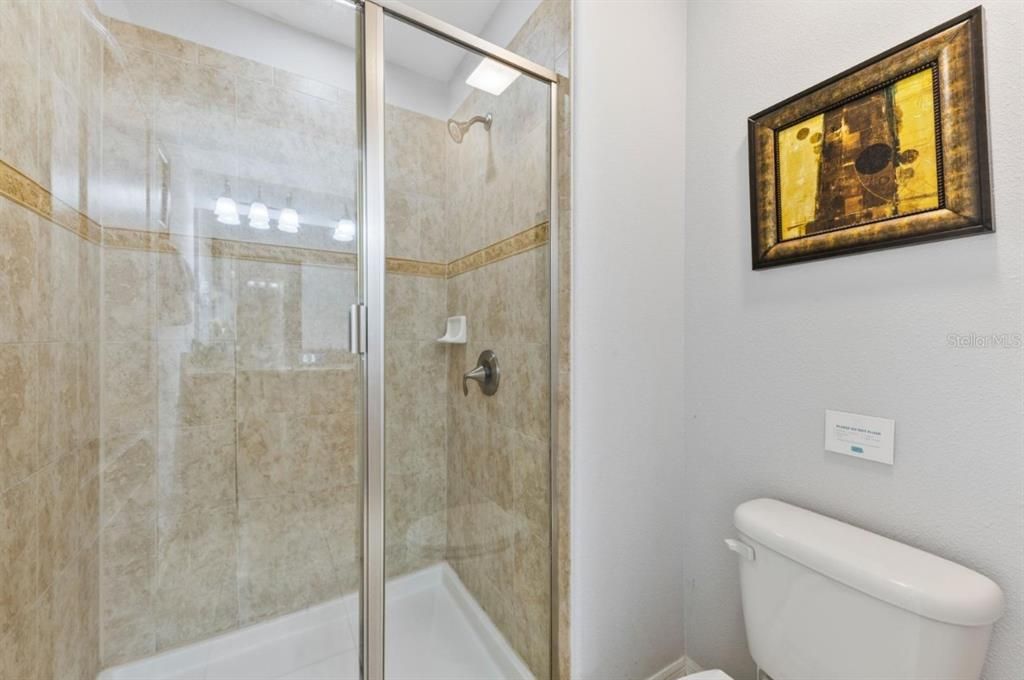 For Sale: $340,000 (4 beds, 3 baths, 1902 Square Feet)