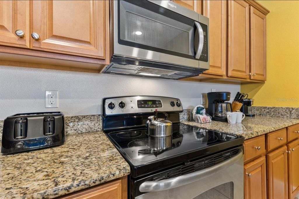 For Sale: $340,000 (4 beds, 3 baths, 1902 Square Feet)