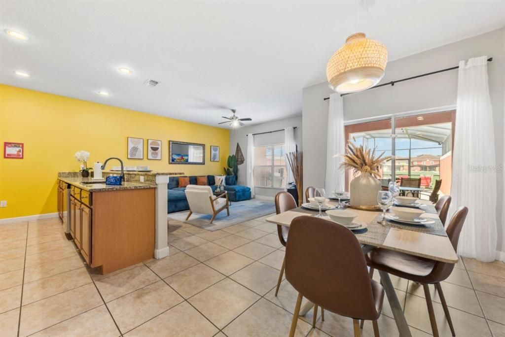 For Sale: $340,000 (4 beds, 3 baths, 1902 Square Feet)