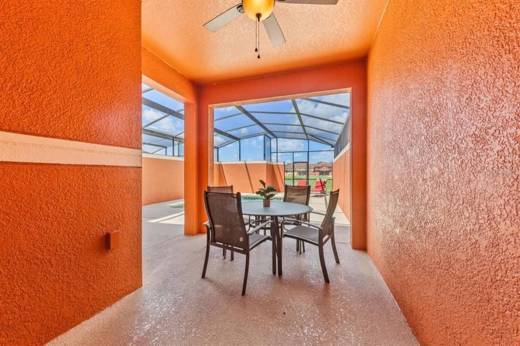 For Sale: $340,000 (4 beds, 3 baths, 1902 Square Feet)