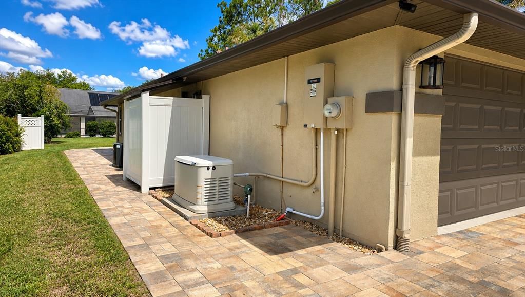 For Sale: $385,000 (3 beds, 2 baths, 1888 Square Feet)