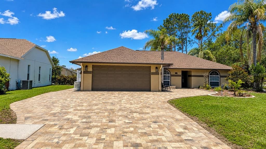 For Sale: $385,000 (3 beds, 2 baths, 1888 Square Feet)