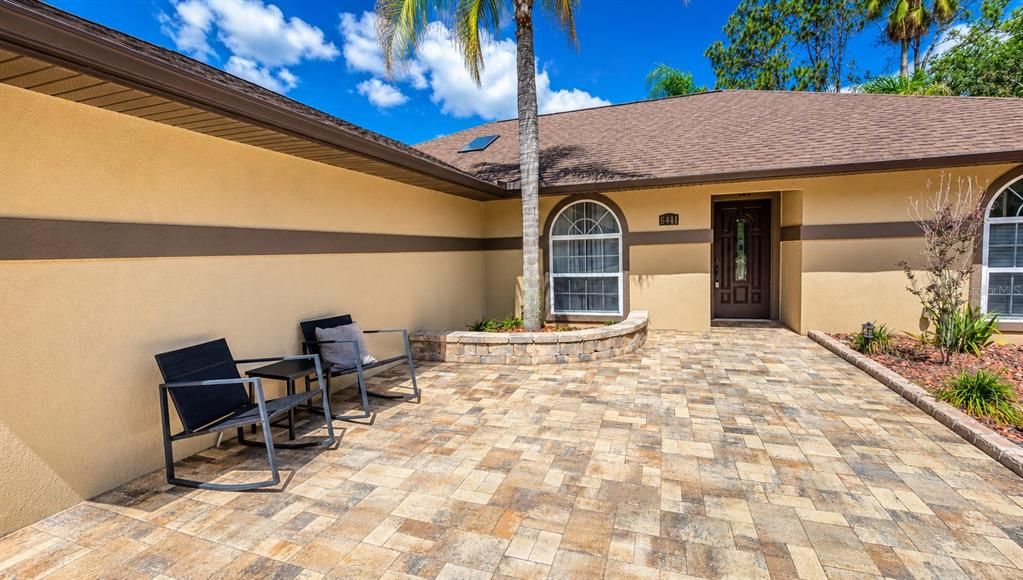 For Sale: $385,000 (3 beds, 2 baths, 1888 Square Feet)