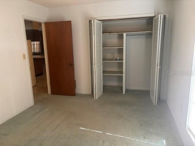 For Sale: $300,000 (4 beds, 2 baths, 1676 Square Feet)