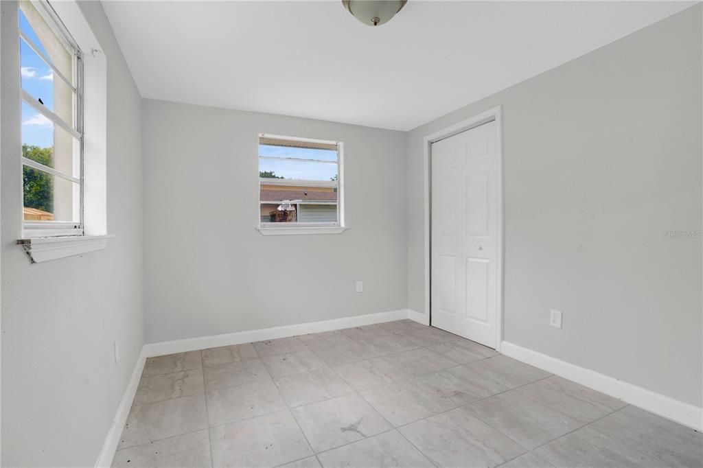 For Sale: $165,000 (3 beds, 1 baths, 816 Square Feet)