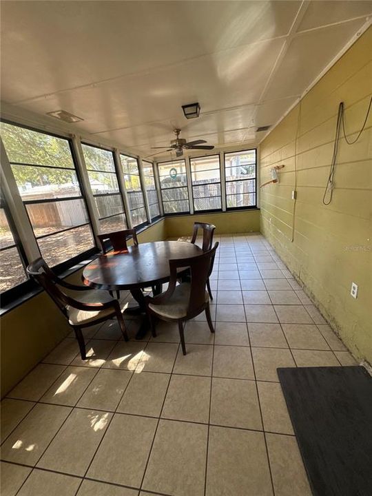 For Sale: $209,000 (2 beds, 2 baths, 1032 Square Feet)