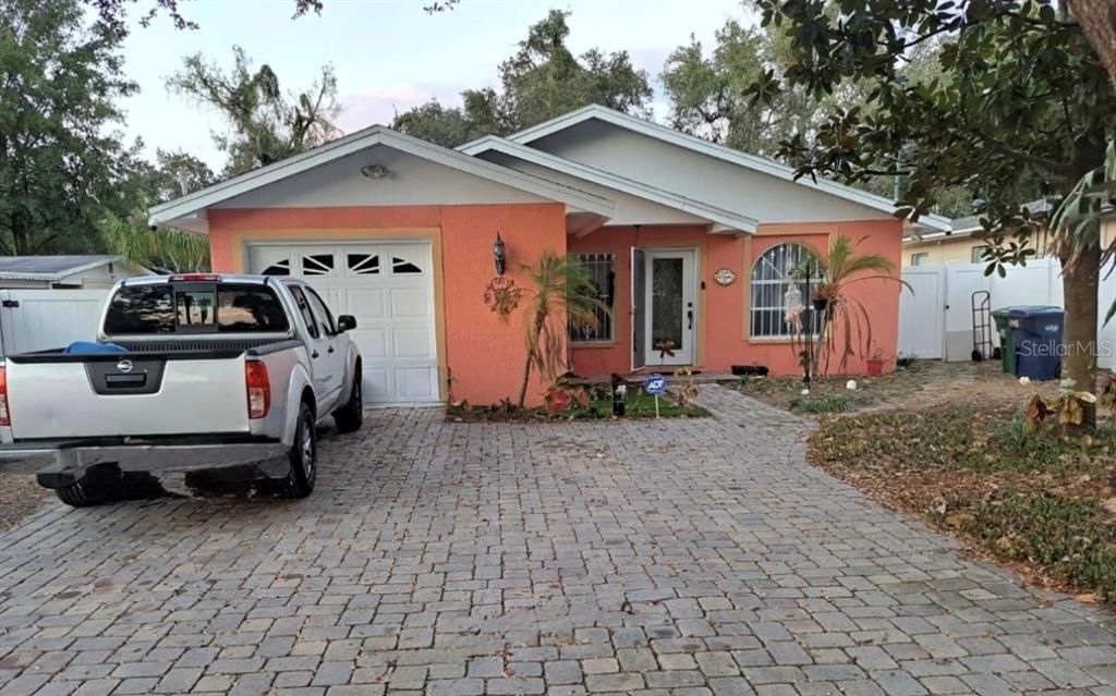 For Sale: $430,000 (3 beds, 2 baths, 1375 Square Feet)