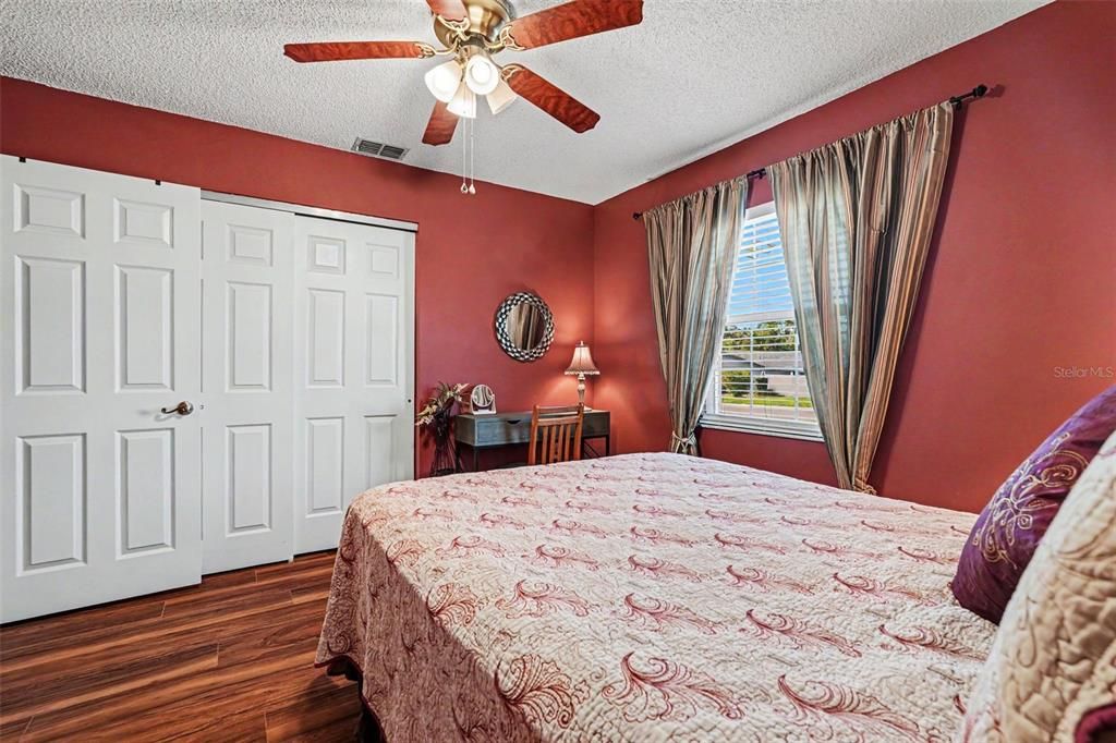 For Sale: $292,000 (2 beds, 2 baths, 1365 Square Feet)