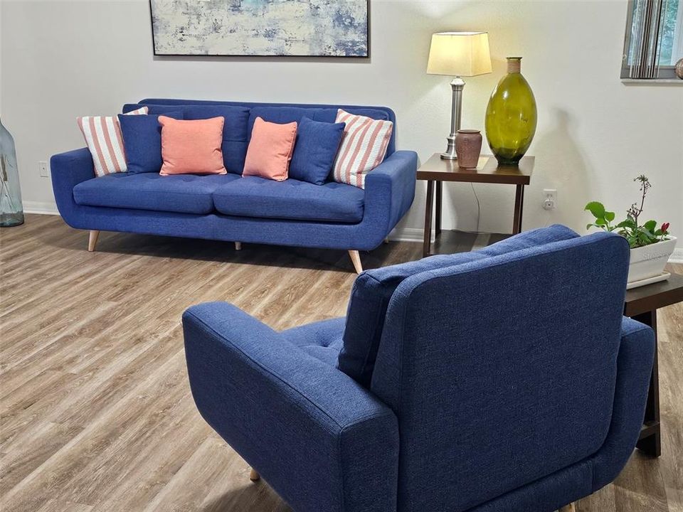 En Venta: $389,900 (4 camas, 2 baños, 3125 Pies cuadrados)