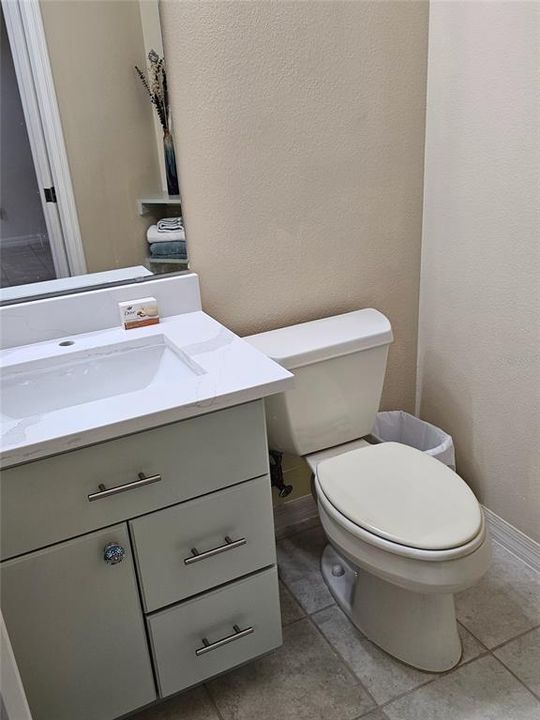 En Venta: $389,900 (4 camas, 2 baños, 3125 Pies cuadrados)