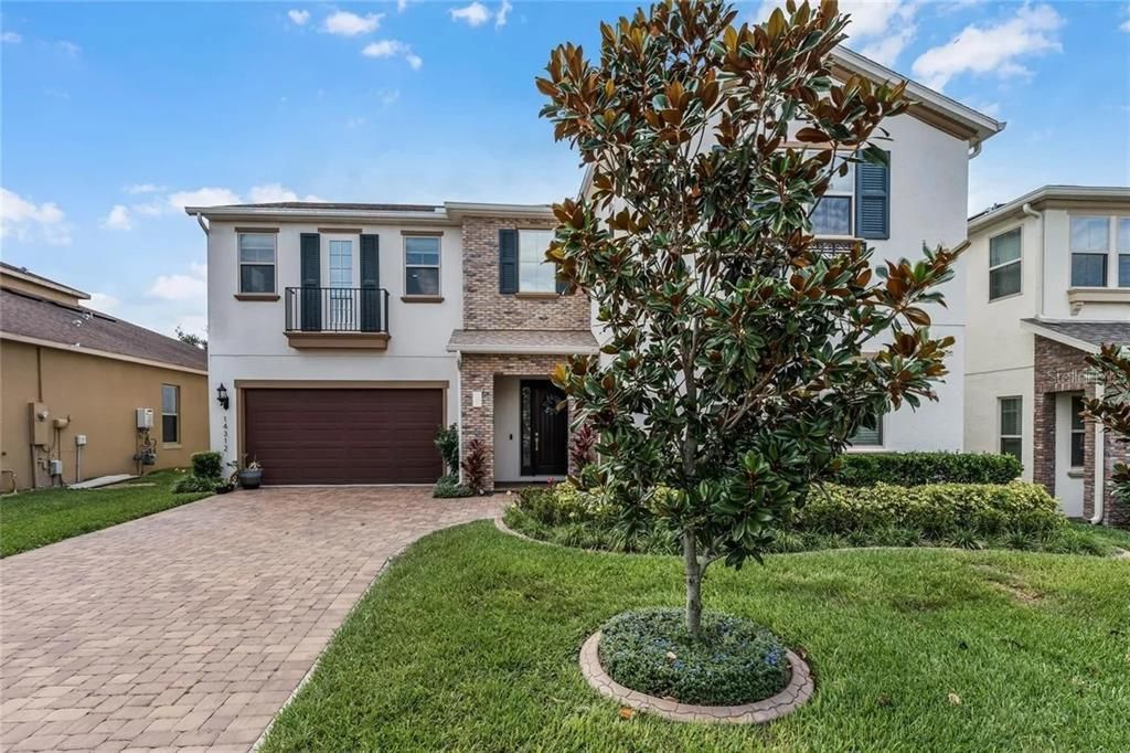 For Sale: $1,200,000 (5 beds, 4 baths, 4225 Square Feet)