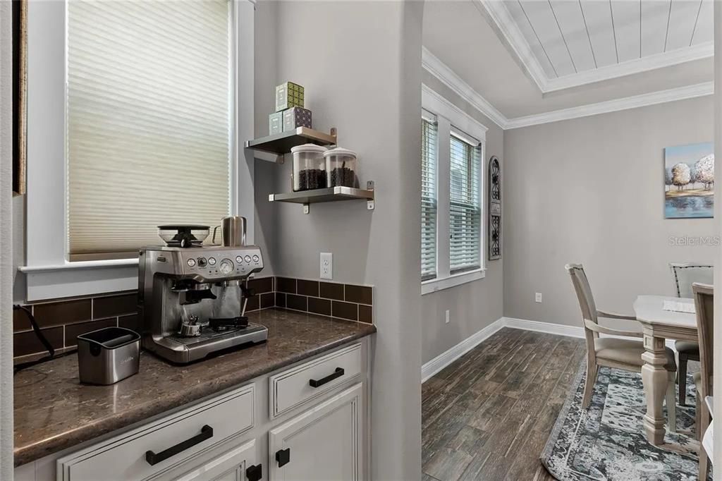 For Sale: $1,200,000 (5 beds, 4 baths, 4225 Square Feet)