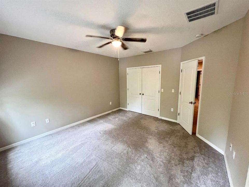 For Sale: $315,000 (3 beds, 2 baths, 1704 Square Feet)