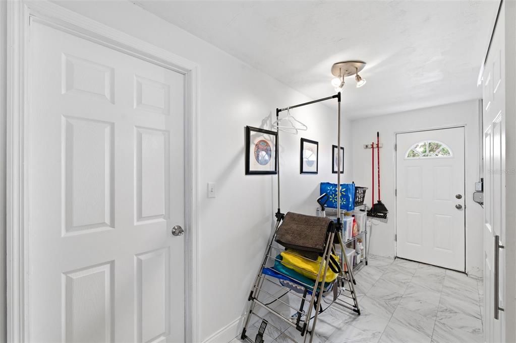 For Sale: $269,000 (3 beds, 2 baths, 1181 Square Feet)