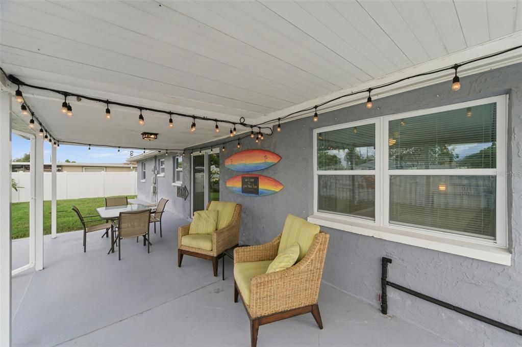 For Sale: $269,000 (3 beds, 2 baths, 1181 Square Feet)