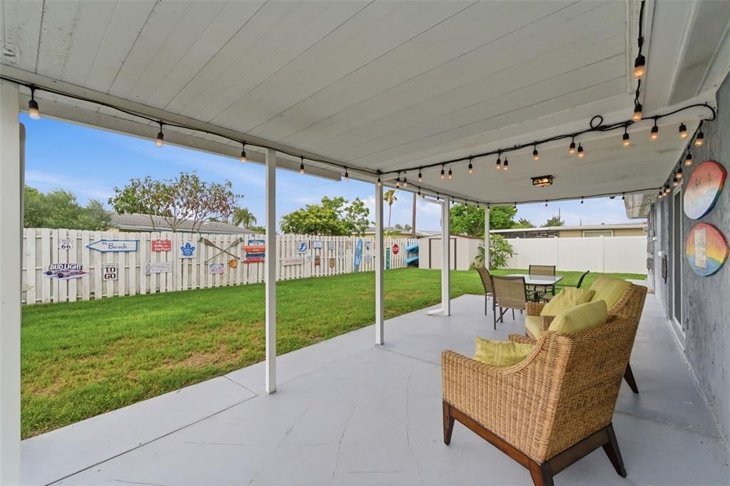 For Sale: $269,000 (3 beds, 2 baths, 1181 Square Feet)