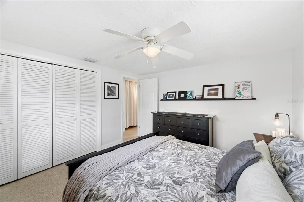 For Sale: $269,000 (3 beds, 2 baths, 1181 Square Feet)