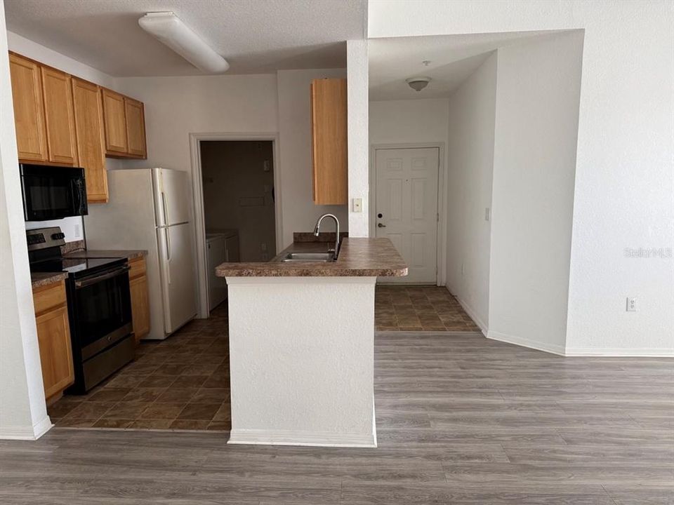 For Rent: $1,600 (2 beds, 2 baths, 1045 Square Feet)