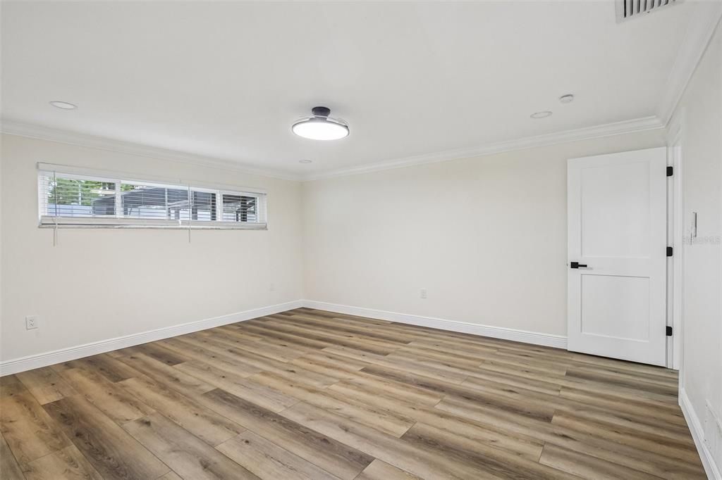 For Sale: $673,000 (4 beds, 2 baths, 1913 Square Feet)
