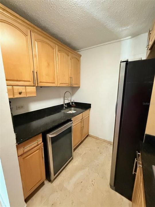 For Sale: $650,000 (2 beds, 2 baths, 1352 Square Feet)
