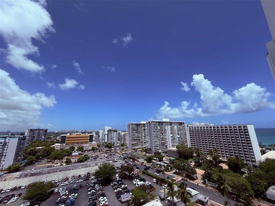 For Sale: $650,000 (2 beds, 2 baths, 1352 Square Feet)