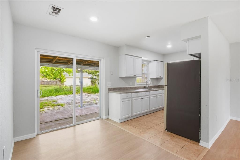 En Venta: $299,900 (3 camas, 1 baños, 1000 Pies cuadrados)
