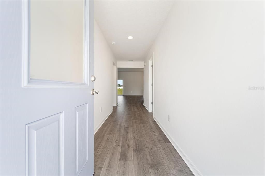 For Rent: $2,800 (3 beds, 2 baths, 1574 Square Feet)