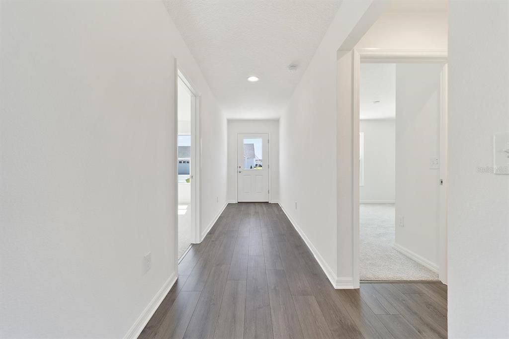 For Rent: $2,800 (3 beds, 2 baths, 1574 Square Feet)