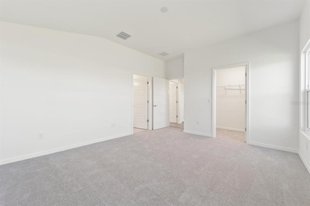For Rent: $2,800 (3 beds, 2 baths, 1574 Square Feet)